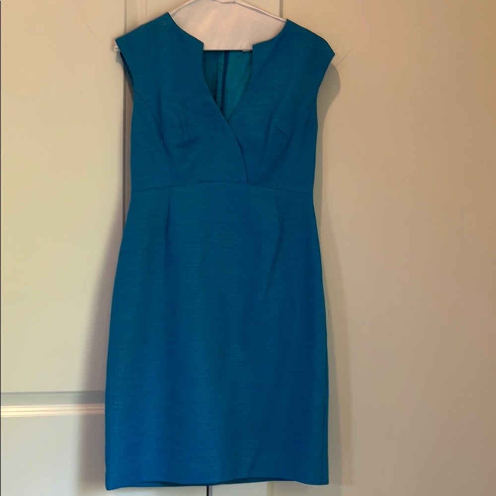 Elegant Blue Sleeveless Dress